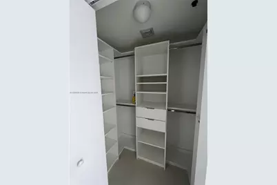 488 NE 18th St #3100, Miami, FL 33132 - Photo 14