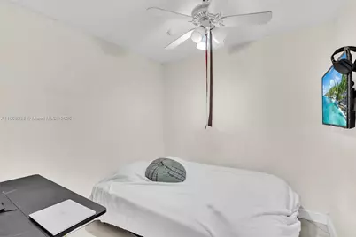 1821 SW 98th Ter, Miramar, FL 33025 - Photo 18