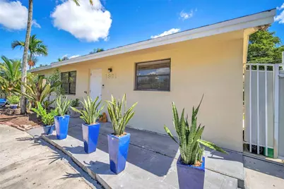 1821 SW 98th Ter, Miramar, FL 33025 - Photo 1