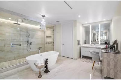 210 SE Mizner Blvd #403, Boca Raton, FL 33432 - Photo 22