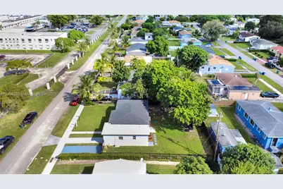 1130 NW 91st St, Miami, FL 33150 - Photo 6