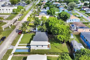 1130 NW 91st St, Miami, FL 33150 - Photo 6