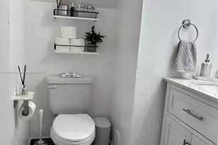 8665 SW 152nd Ave, Miami, FL 33193 - Photo 8