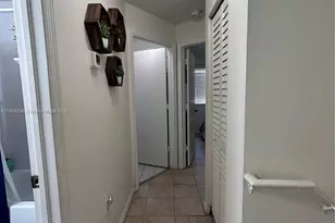 8665 SW 152nd Ave, Miami, FL 33193 - Photo 12