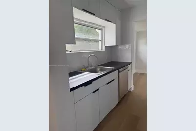 8242 SW 43rd Ter, Miami, FL 33155 - Photo 12
