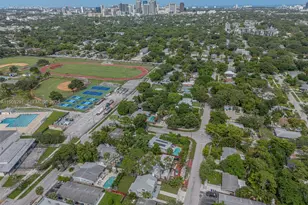 1813 SW 10th St, Fort Lauderdale, FL 33312 - Photo 54