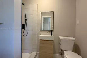 1813 SW 10th St, Fort Lauderdale, FL 33312 - Photo 36