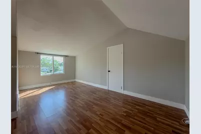 1813 SW 10th St, Fort Lauderdale, FL 33312 - Photo 38