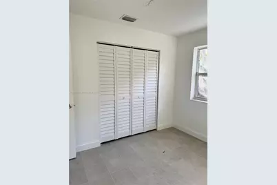 2051-2055 NE 167th St #2055, North Miami Beach, FL 33162 - Photo 16