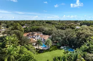 8900 SW 62nd Ct, Pinecrest, FL 33156 - Photo 2