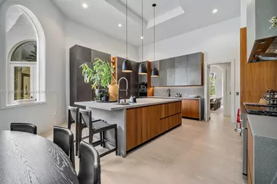 8900 SW 62nd Ct, Pinecrest, FL 33156 - Photo 20