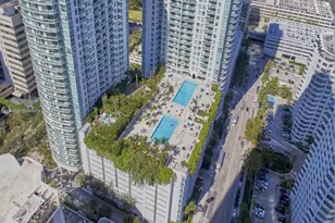 950 Brickell Bay Dr, Miami, FL 33131 - Photo 2