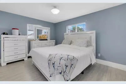 329 W 18th St, Hialeah, FL 33010 - Photo 10