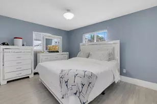 329 W 18th St, Hialeah, FL 33010 - Photo 10