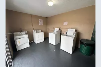1015 NW 45th Ave #204, Miami, FL 33126 - Photo 16