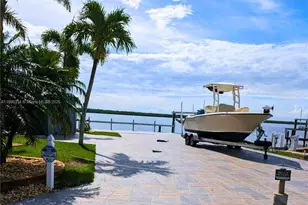 150 Smallwood Dr, Other City - In The State Of Florida, FL 34138 - Photo 34