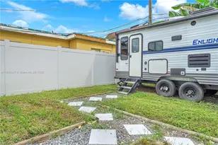 6036 Polk St, Hollywood, FL 33024 - Photo 14