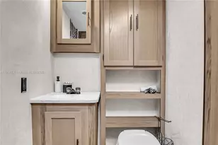 6036 Polk St, Hollywood, FL 33024 - Photo 22