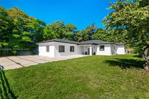 651 NE 172nd St, Miami, FL 33162 - Photo 26