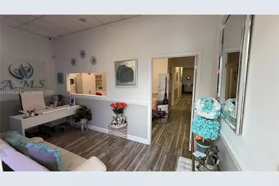 10240 SW 56th St #108, Miami, FL 33165 - Photo 2