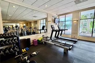 5700 Collins Ave, Miami Beach, FL 33140 - Photo 16