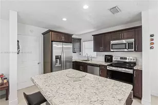 4752 SW 127th Ct, Miami, FL 33175 - Photo 8