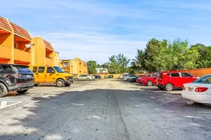 8990 SW 24th St, Miami, FL 33165 - Photo 22