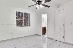 8990 SW 24th St, Miami, FL 33165 - Photo 10