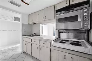 322 N Federal Hwy, Deerfield Beach, FL 33441 - Photo 22