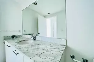 951 Brickell Ave, Miami, FL 33131 - Photo 16