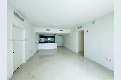 951 Brickell Ave #2407, Miami, FL 33131 - Photo 6