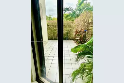 4000 Towerside Te #305, Miami, FL 33138 - Photo 12