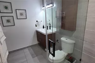 1350 NW 8th Ct, Miami, FL 33136 - Photo 22