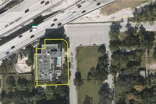 1350 NW 8th Ct, Miami, FL 33136 - Photo 42