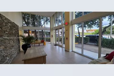 1350 NW 8th Ct #A1-6, Miami, FL 33136 - Photo 6