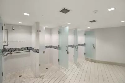 600 Three Islands Blvd #920, Hallandale Beach, FL 33009 - Photo 26