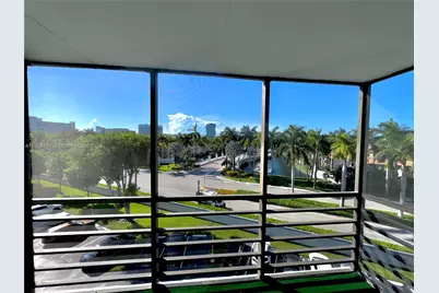 20500 W Country Club Dr #501, Aventura, FL 33180 - Photo 28