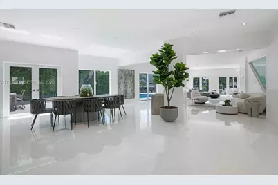 1040 S Shore Dr, Miami Beach, FL 33141 - Photo 22