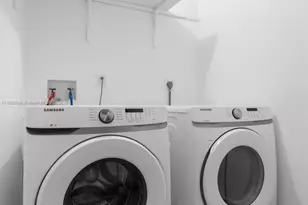 18845 NW 62nd Ave, Hialeah, FL 33015 - Photo 32