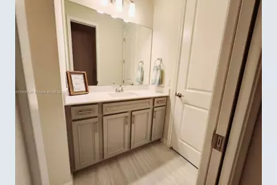 8189 Cinch Way #8189, Lake Worth, FL 33467 - Photo 6