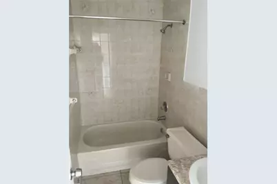 256 E 7th St #202, Hialeah, FL 33010 - Photo 4