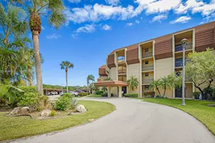 5390 Woodland Lakes Dr, Palm Beach Gardens, FL 33418 - Photo 32