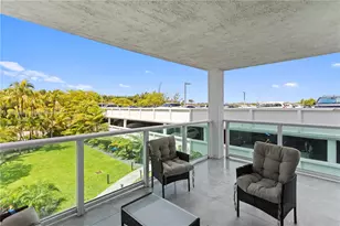 100 Bayview Dr, Sunny Isles Beach, FL 33160 - Photo 42