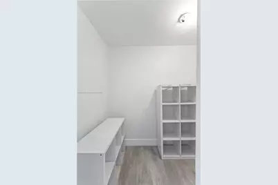 100 Bayview Dr #227, Sunny Isles Beach, FL 33160 - Photo 34