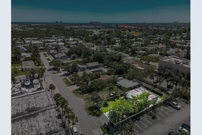 19 NE 3rd St, Dania Beach, FL 33004 - Photo 30