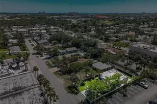 19 NE 3rd St, Dania Beach, FL 33004 - Photo 30