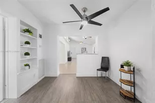 19 NE 3rd St, Dania Beach, FL 33004 - Photo 8