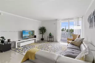 211 S Ocean Dr, Hollywood, FL 33019 - Photo 4