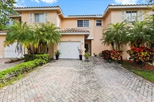 4086 NW 92nd Ave, Sunrise, FL 33351 - Photo 2