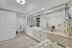 2000 Island Blvd, Aventura, FL 33160 - Photo 22